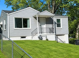 4212 Curtis Ave, Omaha, NE 68111