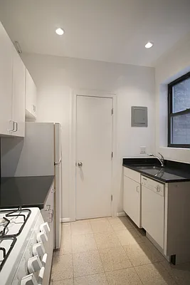 Rented by Bold New York | media 20