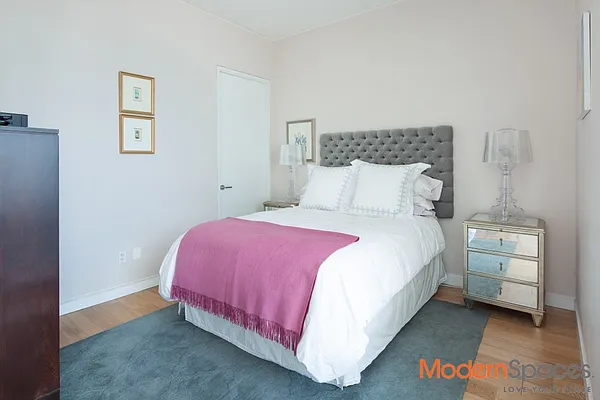 Sold by Modern Spaces | media 33