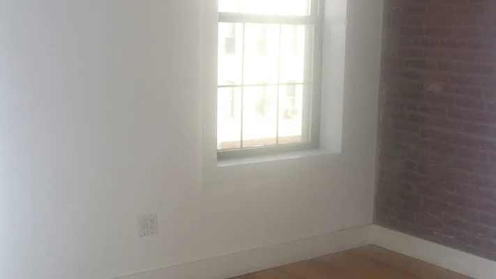 Rented by Nooklyn NYC LLC | media 9