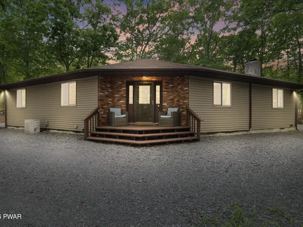 175 Lower Independence Dr, Lackawaxen, PA 18435