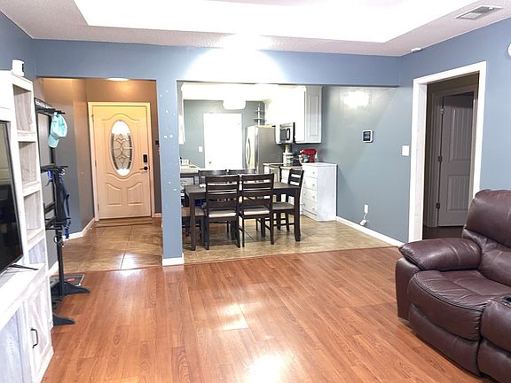 5th image of 205 Marisa Ct
