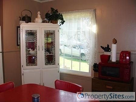 5th image of 120 Fairlawn Dr