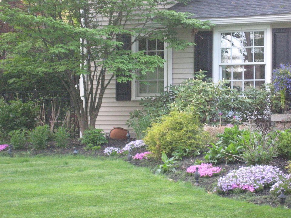 1st image of 850 Eaglenest Ave