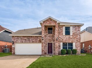 7705 Tin Cup Dr, Arlington, TX 76001