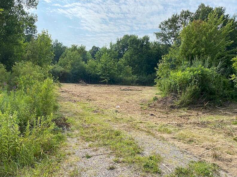 1st image of 12608 Rawsonville Rd