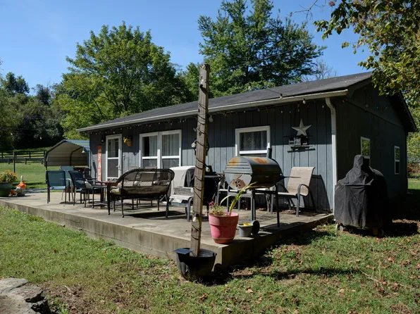 6590 Ironworks Rd, Winchester, KY 40391
