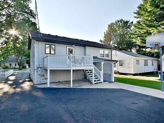 2nd image of 1326 N Eagle St #B