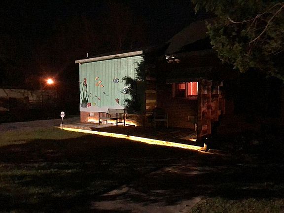 4th image of 138 E Pantego St