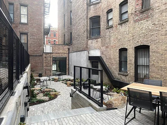 Rented by Tourma Realty LLC | media 35