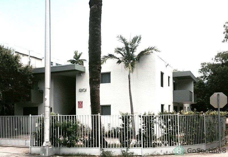 1st image of 12101 NE 6th Ave APT 2