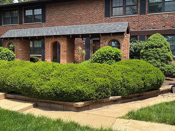 7903 Royal Arms Ct