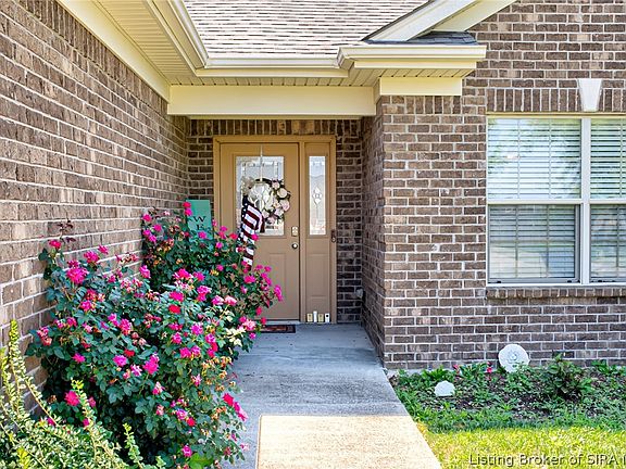4th image of 6406 Anna Louise Drive