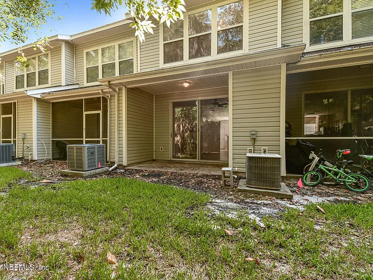 3542 Lone Tree Ln — Photo 31
