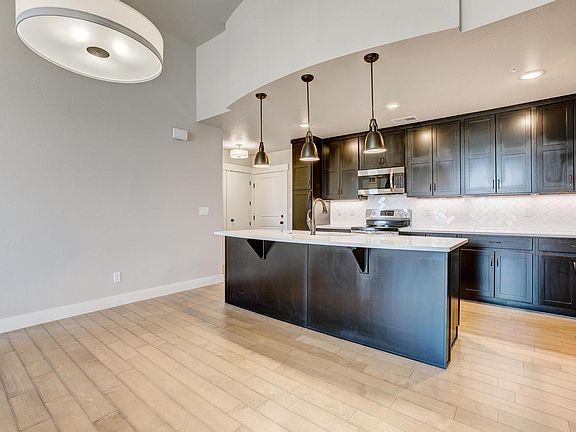 2 Bedroom