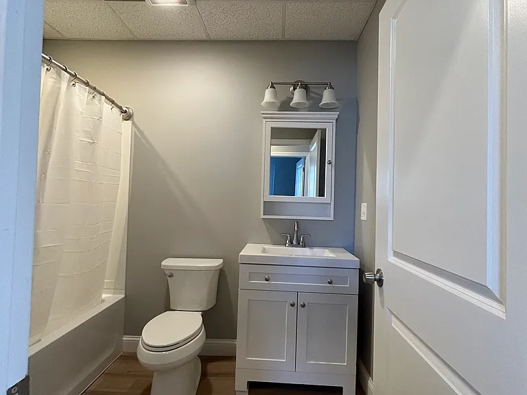 88 Main St #201 — Photo 8