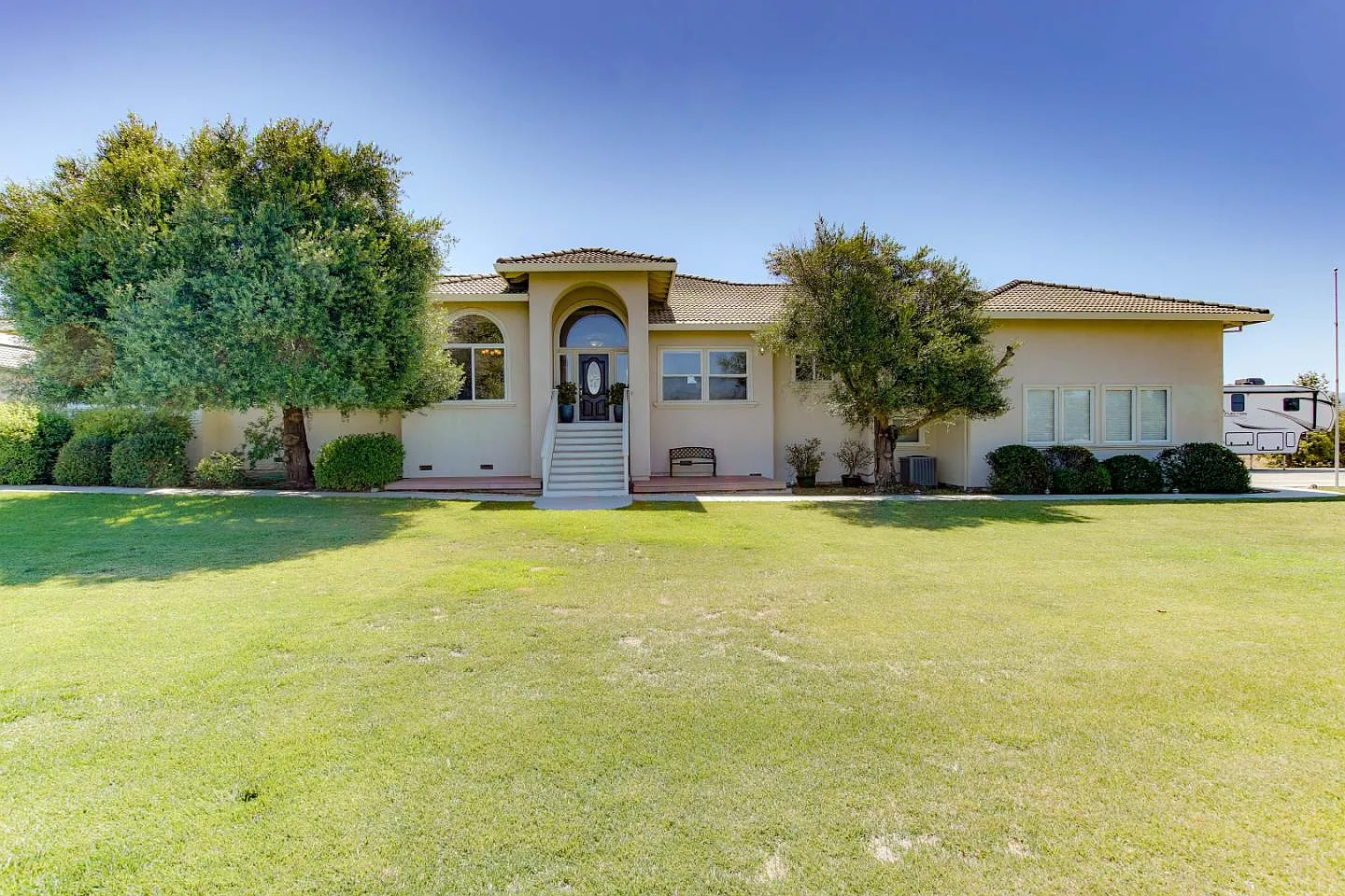 2820 Ty Dr photo 1
