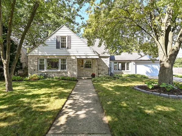 2609 North 80th STREET, Wauwatosa, WI 53213