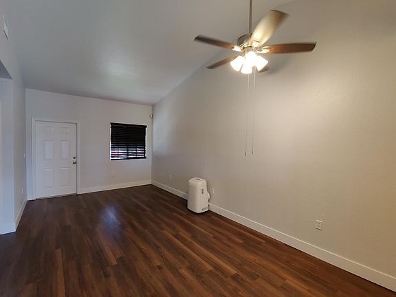 3rd image of 87 NE 13th Ave #16