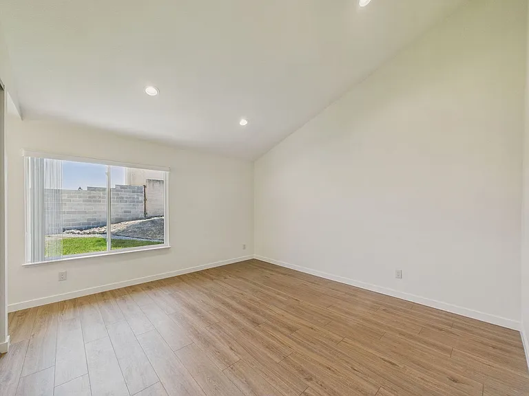 442 Fontanelle Dr — Photo 23