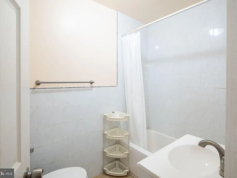 3118 Haverford Ave — Photo 12