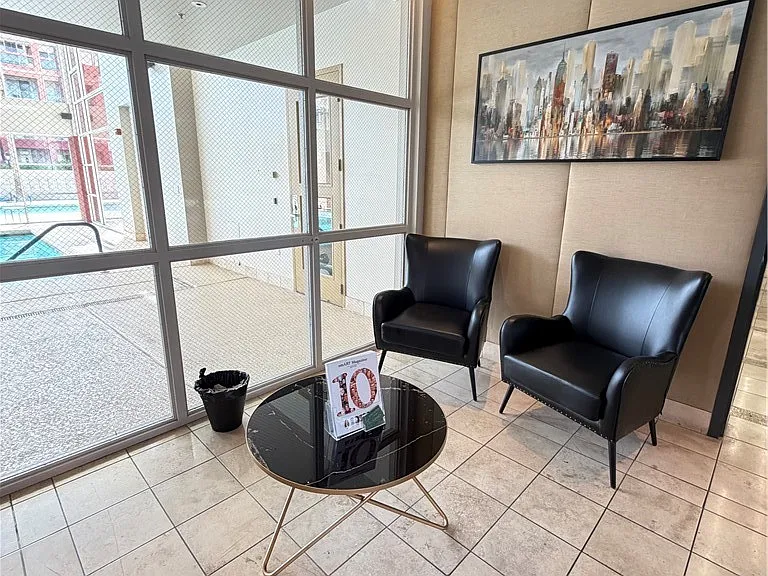 87 E Agate Ave #202 — Photo 31