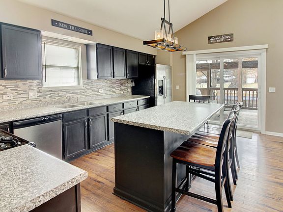 5th image of 169 N Crooked Lake Ln