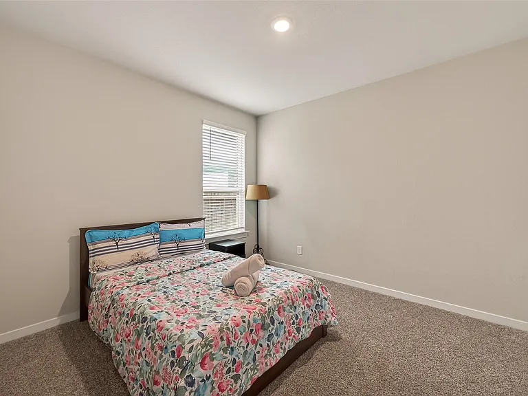 28419 Hazel Trl — Photo 26