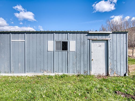 4th image of 1002 Eggers Ln