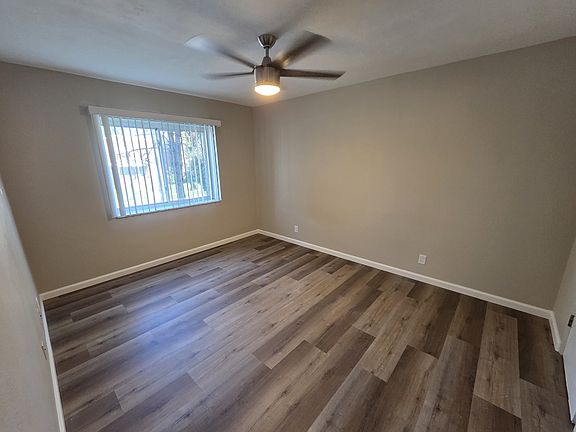 4th image of 2727 Hampton Ave