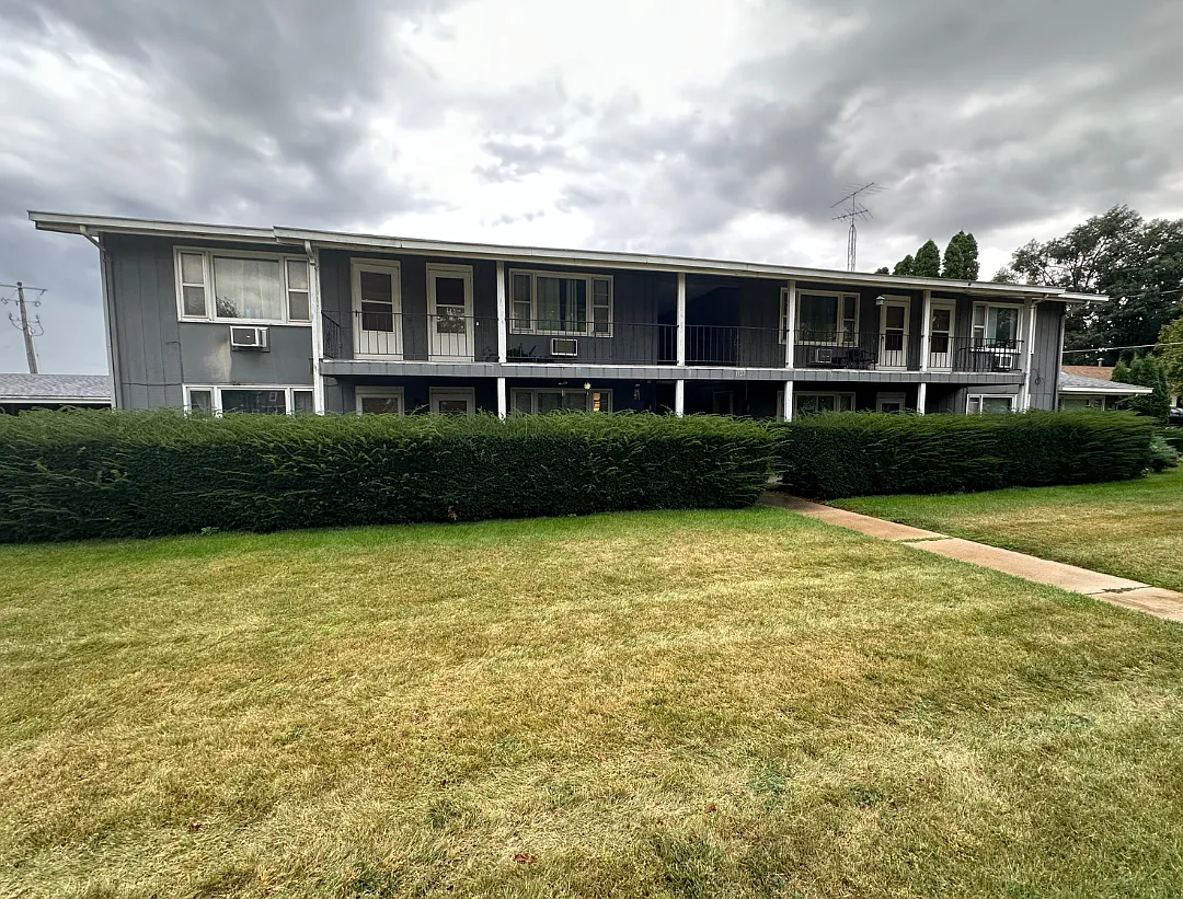 Ellis Apartments — Photo 1