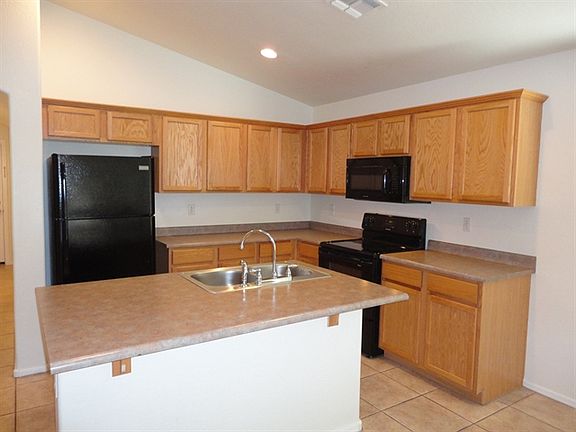 3rd image of 282 W Welsh Black Cir