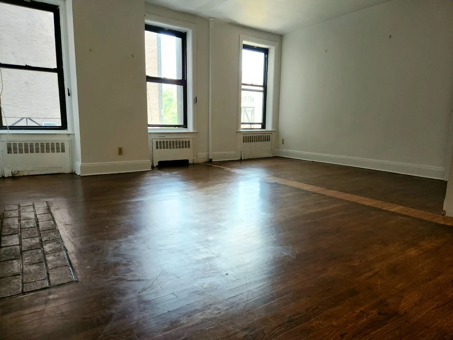 250 East 75th Street — Photo 2
