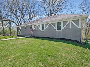 5977 SE 208th St, Holt, MO 64048