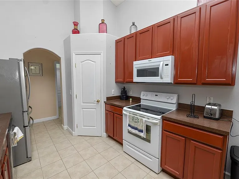 548 Old Bridge Cir — Photo 25