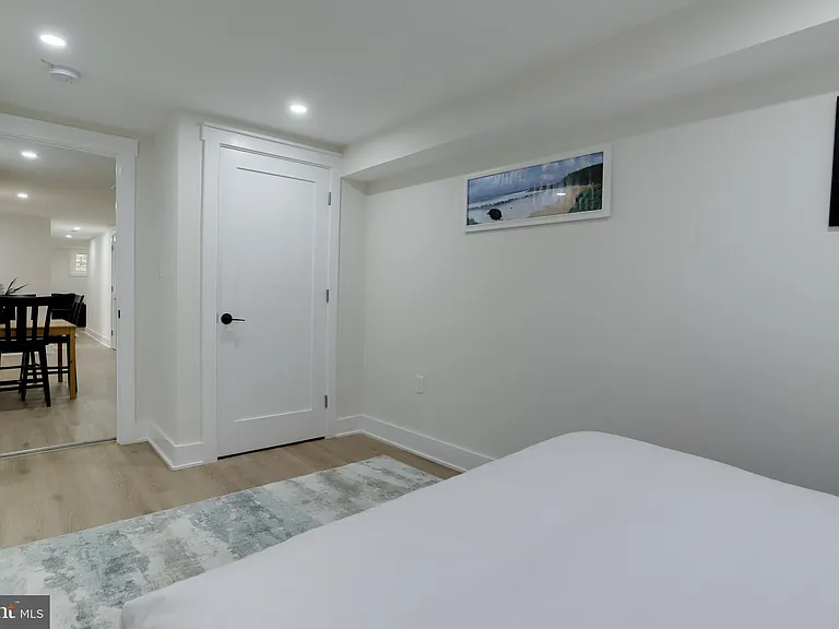1404 Massachusetts Ave SE — Photo 51