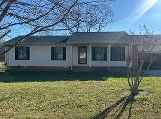 3410 Southmeade Dr, Cookeville, TN 38506
