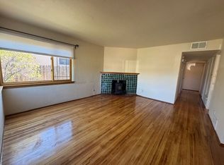 135 Rio Seco, Santa Fe, NM 87501