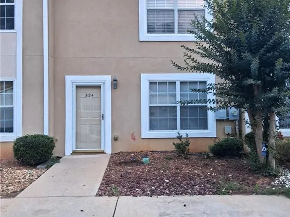 3124 Fields Dr, Lithonia, GA 30038