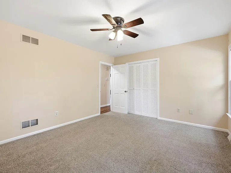 5757 Heards Mountain Rd — Photo 22