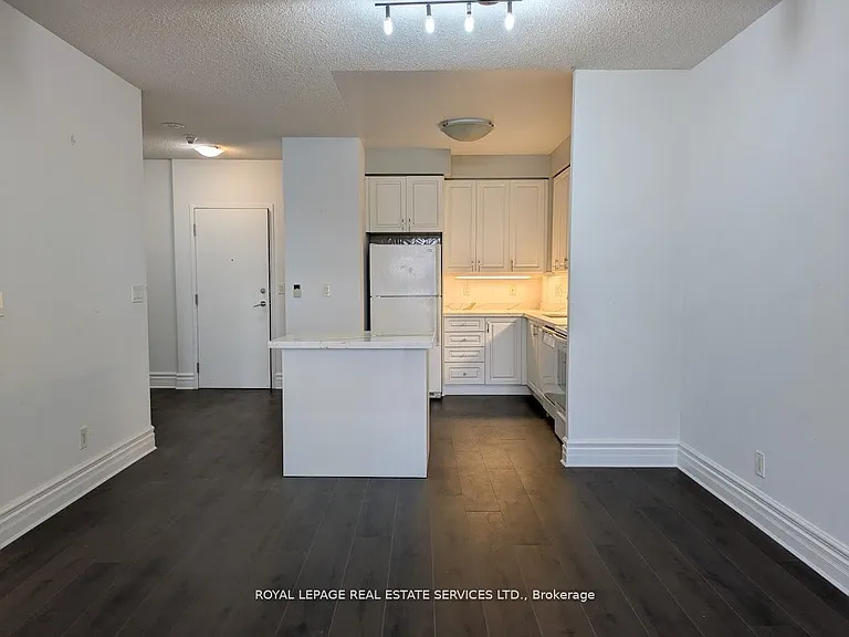 3888 Duke Of York Blvd #1128 — Photo 18