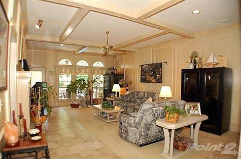 5th image of 6645 Berretta Dr