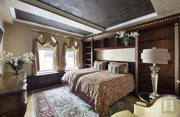 Rented by Halstead Real Estate | media 15