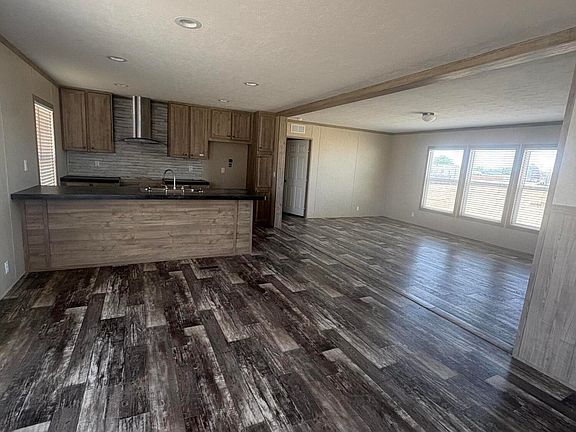 5th image of 404 Avenue O