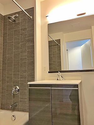 3rd image of 66 Rockwell Pl APT 8L