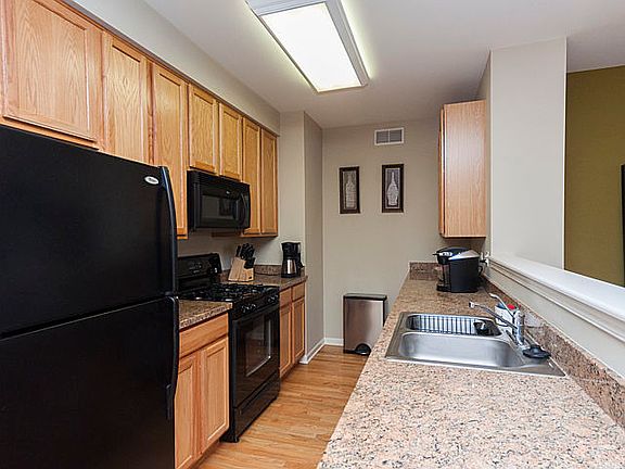 5th image of 343 W Old Town Ct #P-11