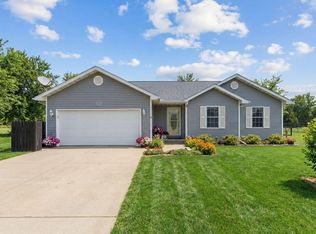 11869 Salyer Dr, Wheatfield, IN 46392