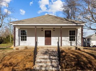 112 Edgewood Dr, Roxboro, NC 27573