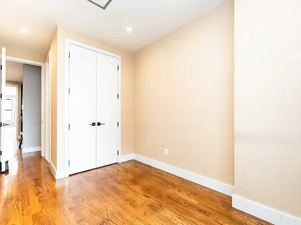 1071 Nostrand Avenue image 11 of 26