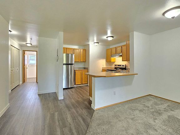 3rd image of 11811 State Ave #D202